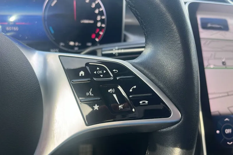 Image secondaire du véhicule 23