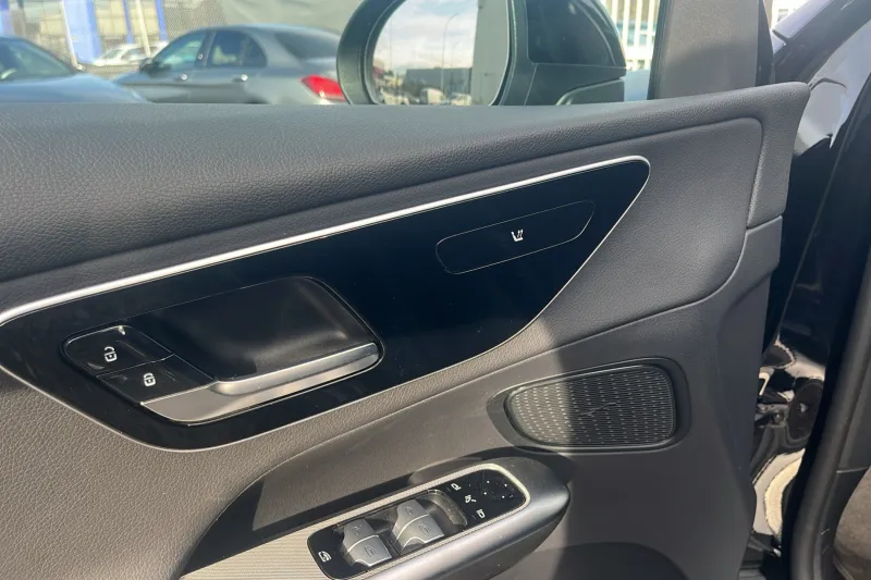 Image secondaire du véhicule 52