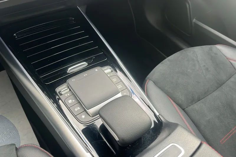 Image secondaire du véhicule 26