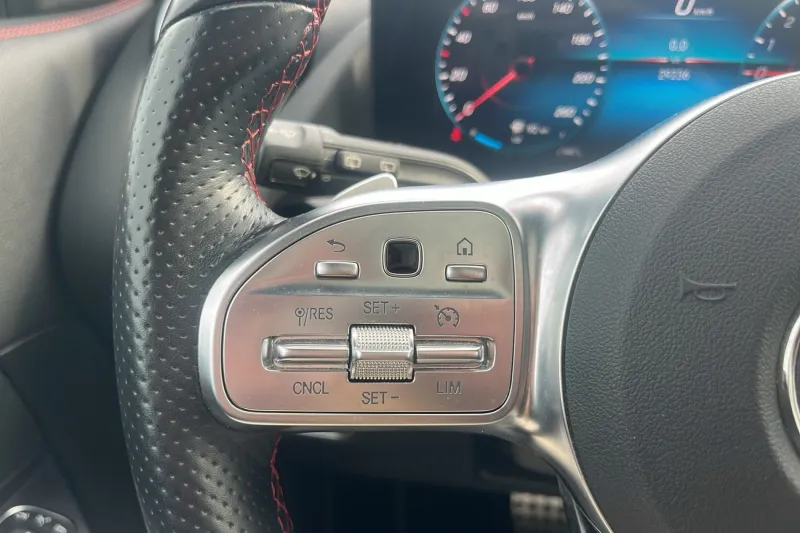 Image secondaire du véhicule 32