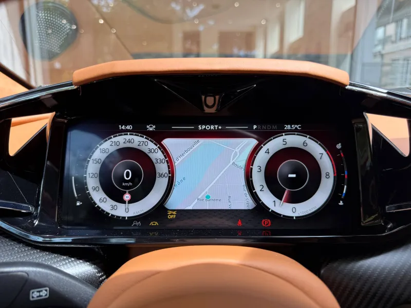 Image secondaire du véhicule 9