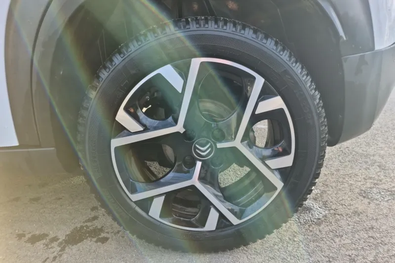 Image secondaire du véhicule 13