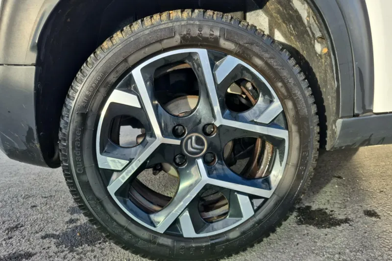 Image secondaire du véhicule 15