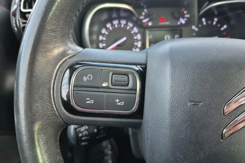 Image secondaire du véhicule 20