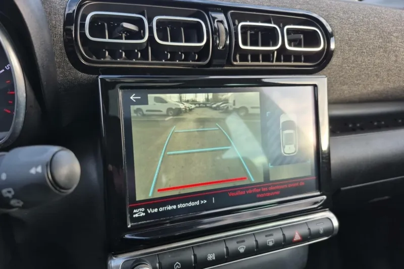 Image secondaire du véhicule 24