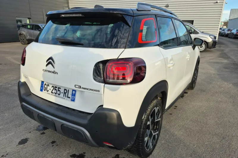 Image secondaire du véhicule 32