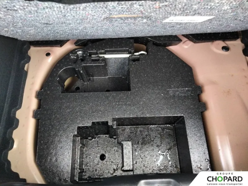 Image secondaire du véhicule 25