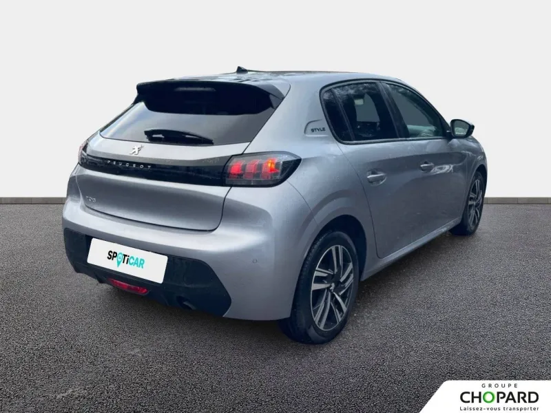 Image secondaire du véhicule 9