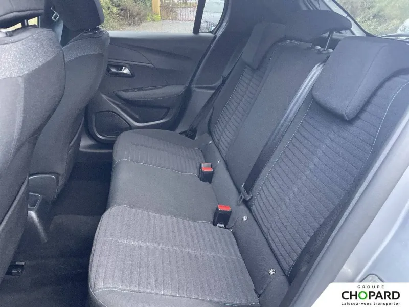 Image secondaire du véhicule 12