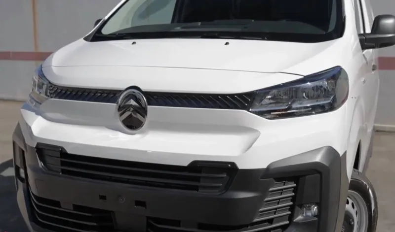 Image secondaire du véhicule 12