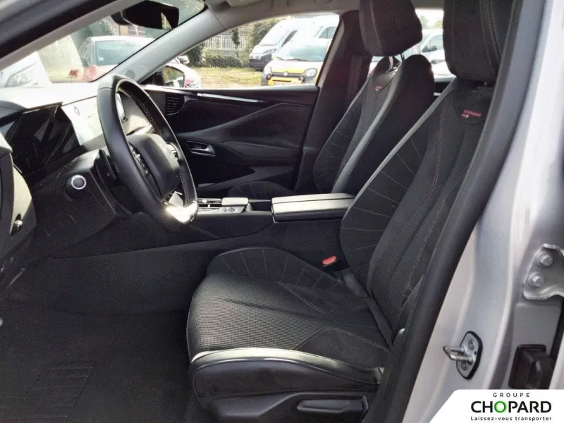 Image secondaire du véhicule 12