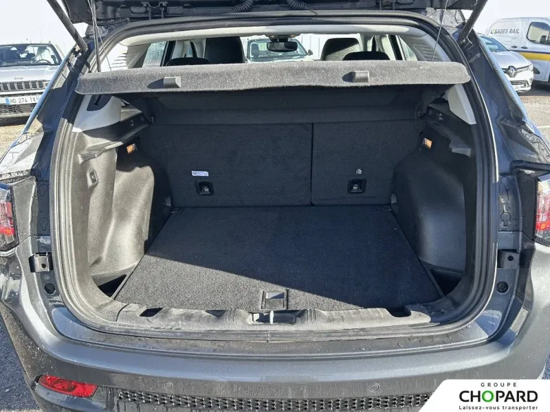 Image secondaire du véhicule 7