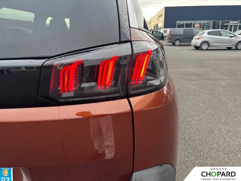 Image secondaire du véhicule 24