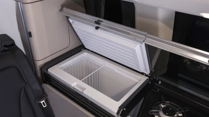 Mercedes Marco Polo : frigo