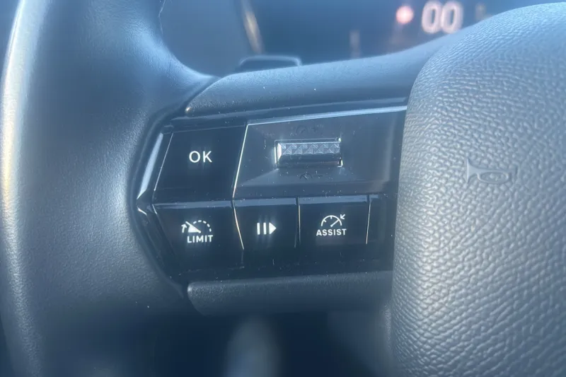 Image secondaire du véhicule 34