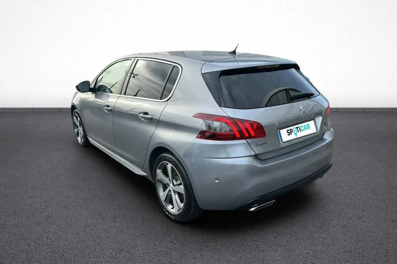 Image secondaire du véhicule 5