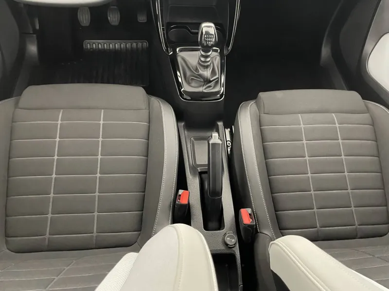 Image secondaire du véhicule 26