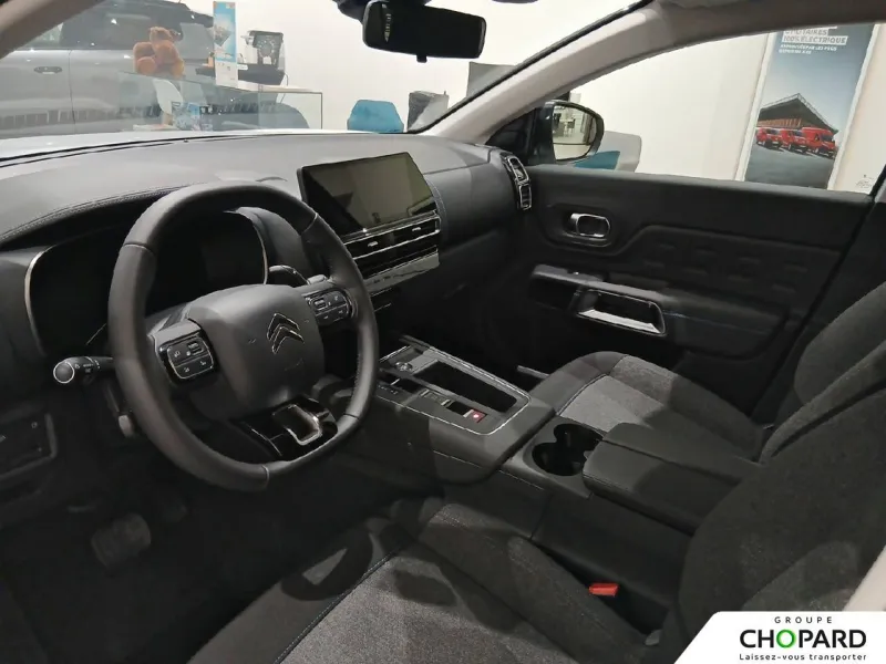 Image secondaire du véhicule 11