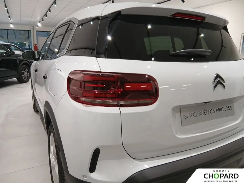 Image secondaire du véhicule 22