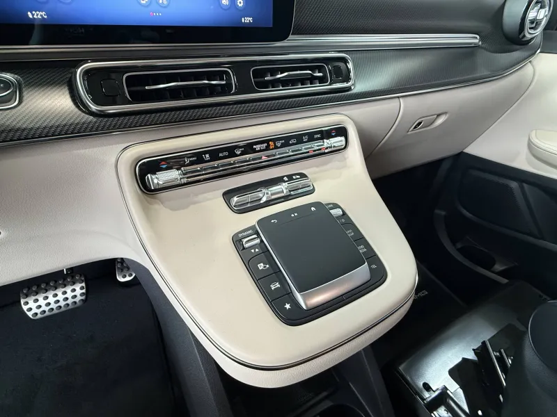 Image secondaire du véhicule 43