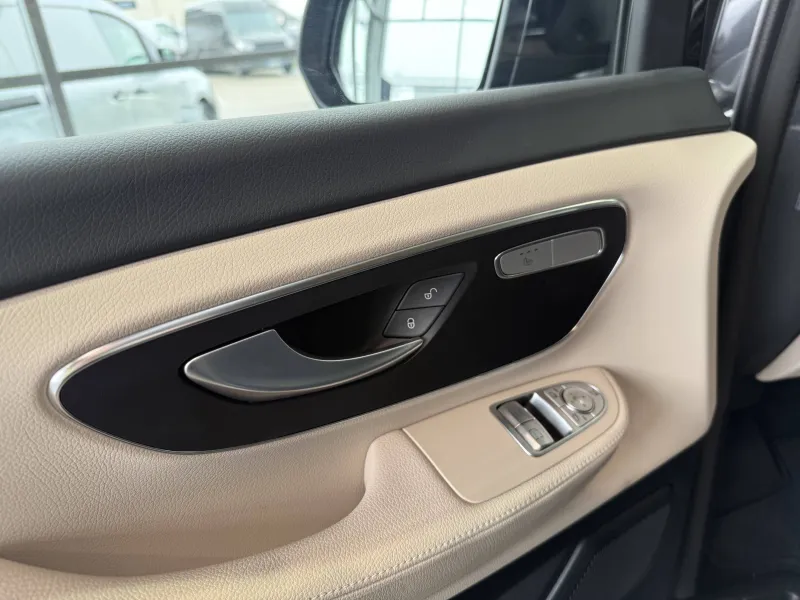 Image secondaire du véhicule 45