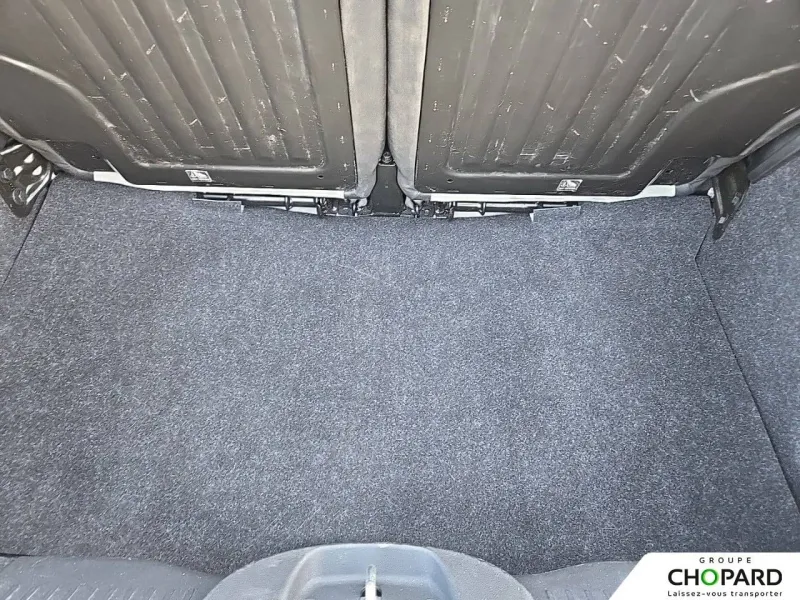 Image secondaire du véhicule 9