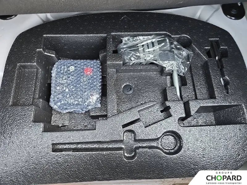 Image secondaire du véhicule 30