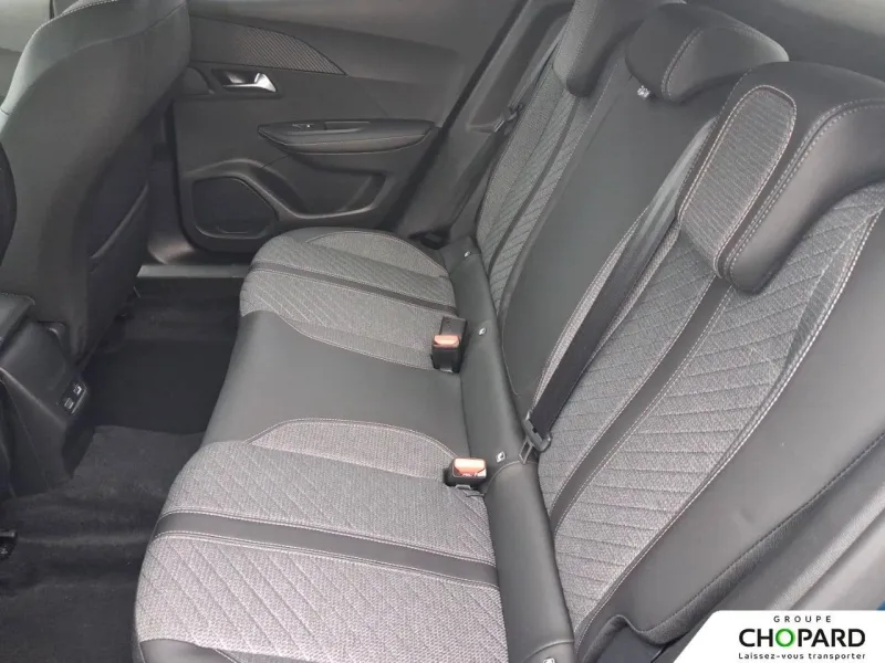 Image secondaire du véhicule 9