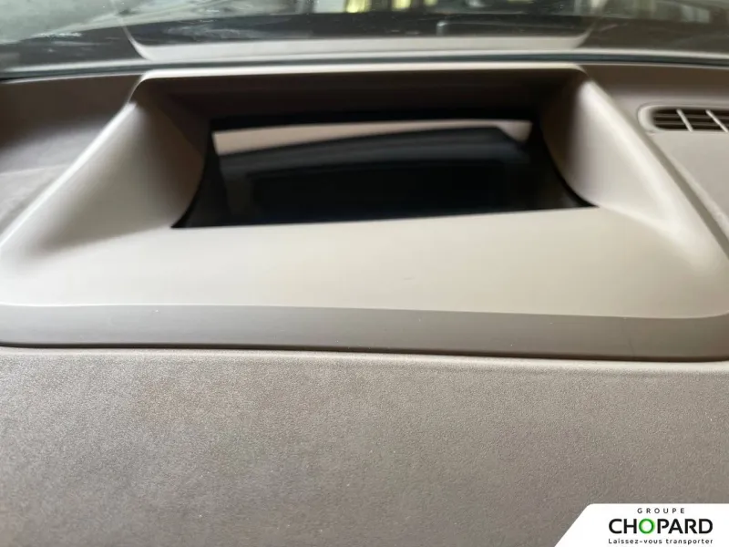 Image secondaire du véhicule 22