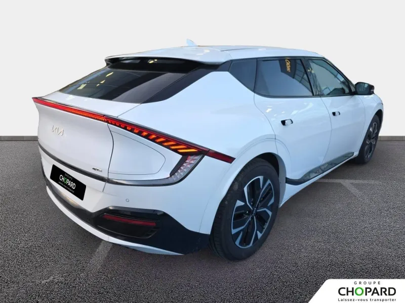 Image secondaire du véhicule 4