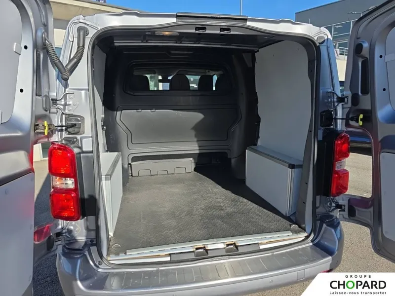 Image secondaire du véhicule 9