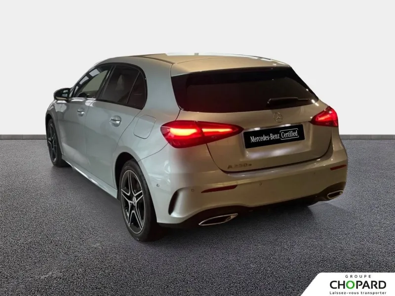 Image secondaire du véhicule 8