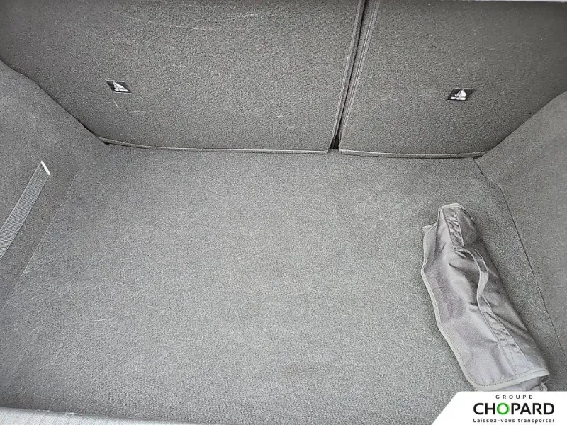 Image secondaire du véhicule 9