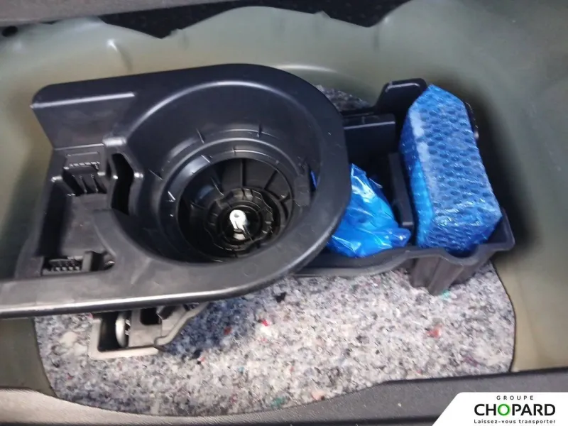 Image secondaire du véhicule 29