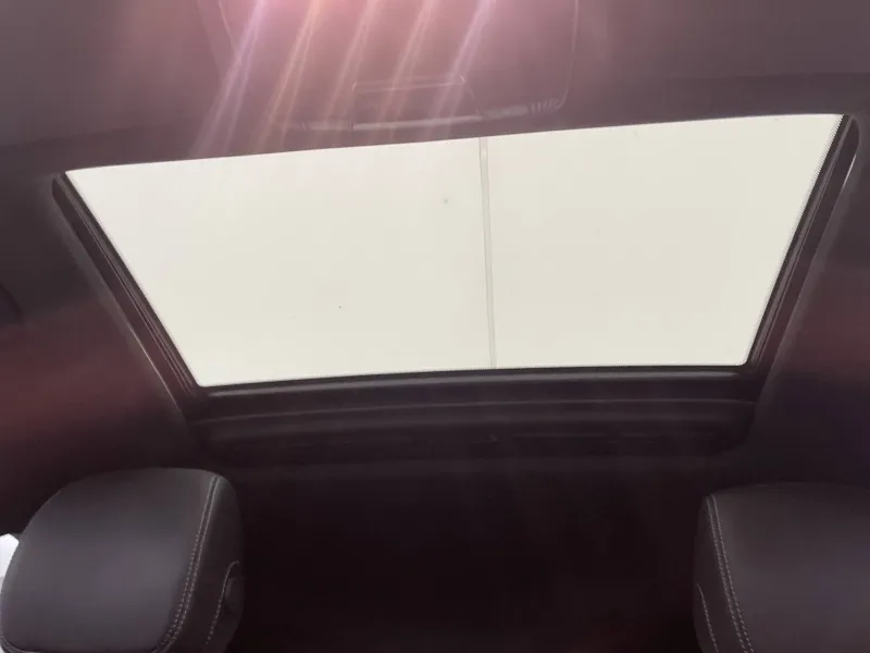 Image secondaire du véhicule 25