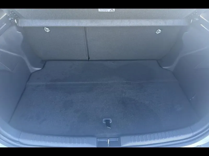 Image secondaire du véhicule 10