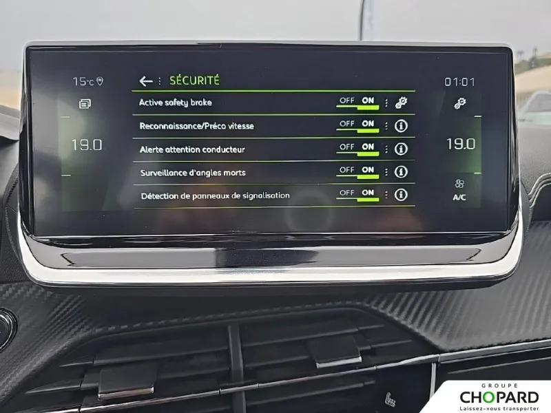 Image secondaire du véhicule 19