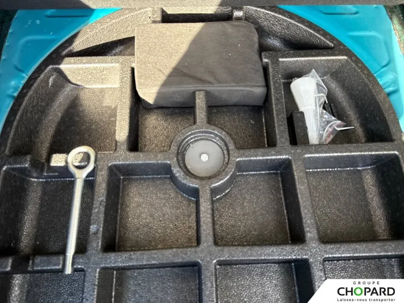 Image secondaire du véhicule 23