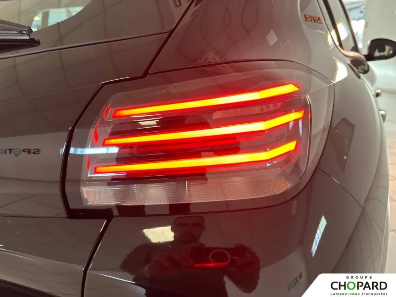 Image secondaire du véhicule 26