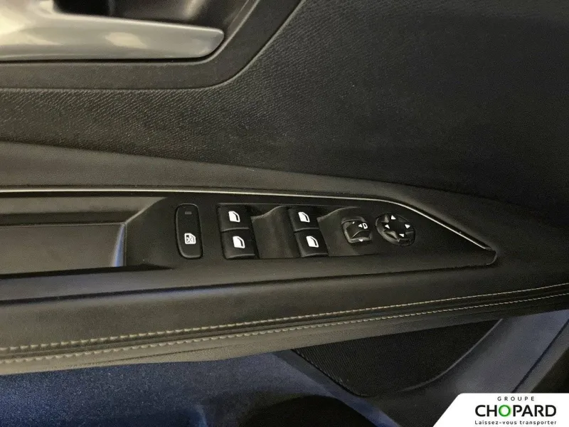 Image secondaire du véhicule 24