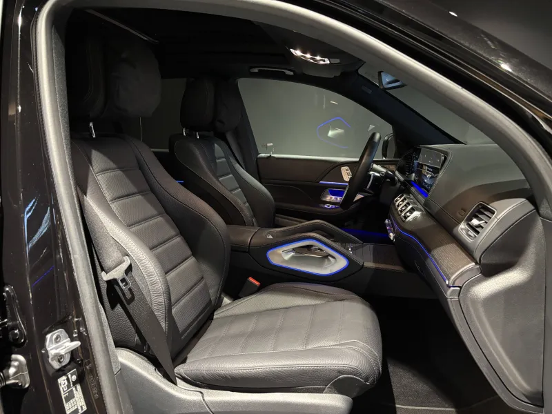 Image secondaire du véhicule 4