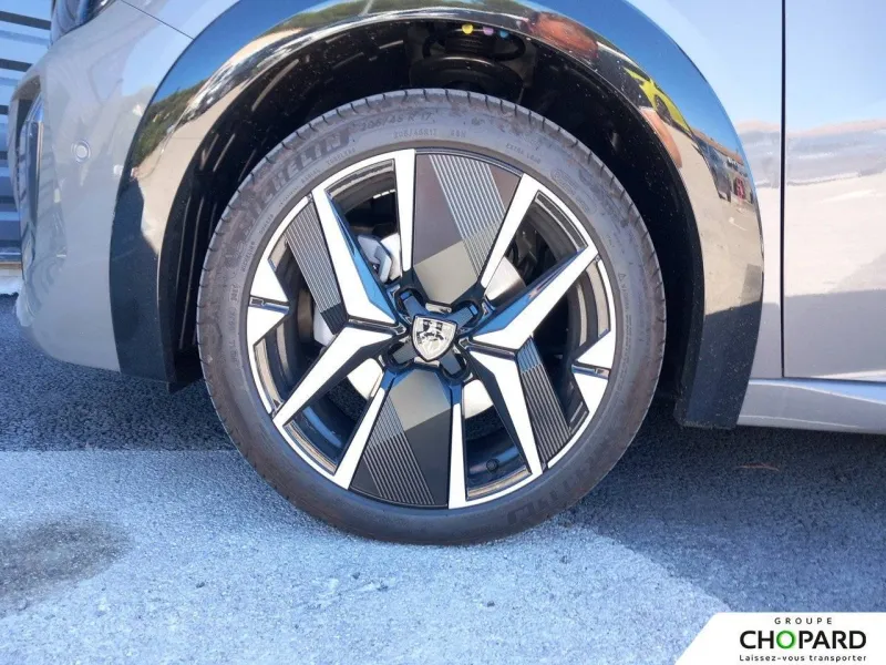 Image secondaire du véhicule 13