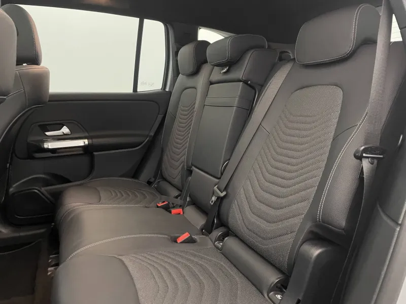 Image secondaire du véhicule 17