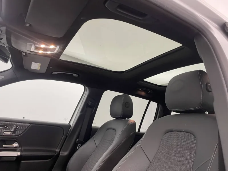 Image secondaire du véhicule 25