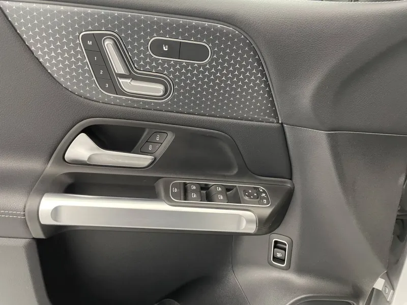 Image secondaire du véhicule 29