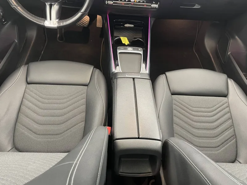 Image secondaire du véhicule 31