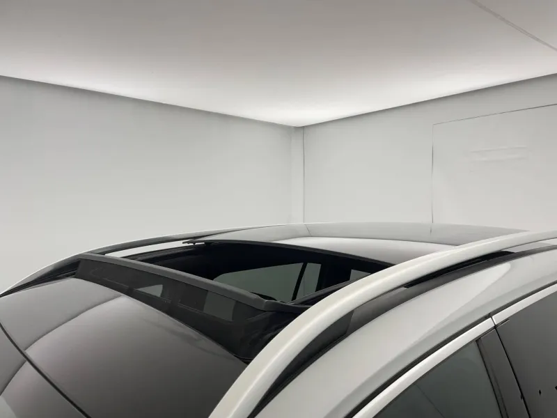 Image secondaire du véhicule 33