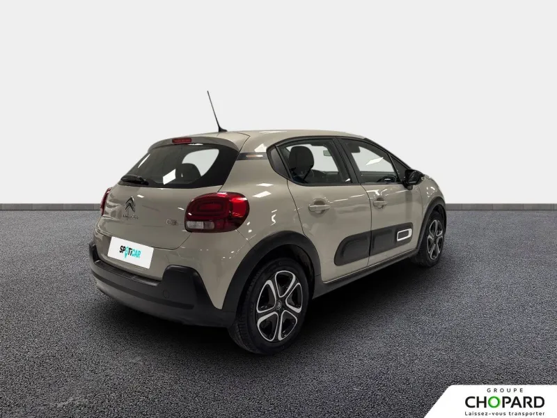 Image secondaire du véhicule 9