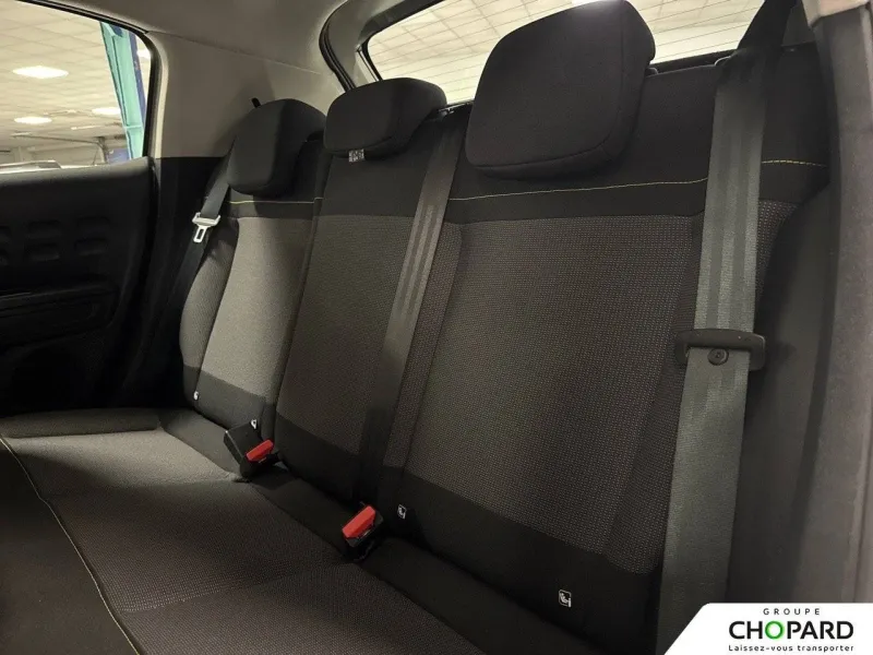 Image secondaire du véhicule 12