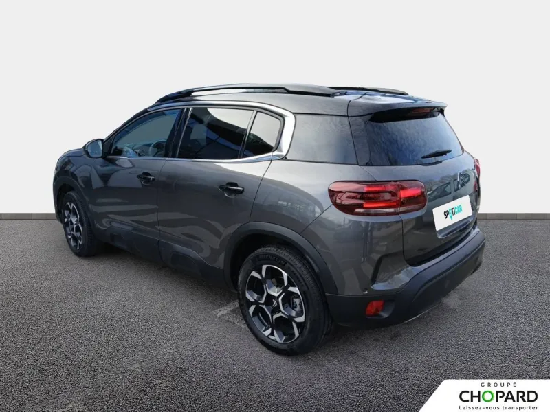 Image secondaire du véhicule 8